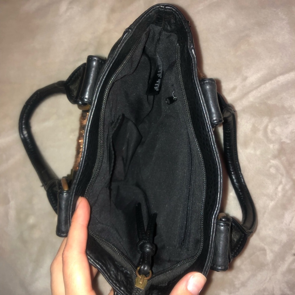 Purse - Picture 3 of 4